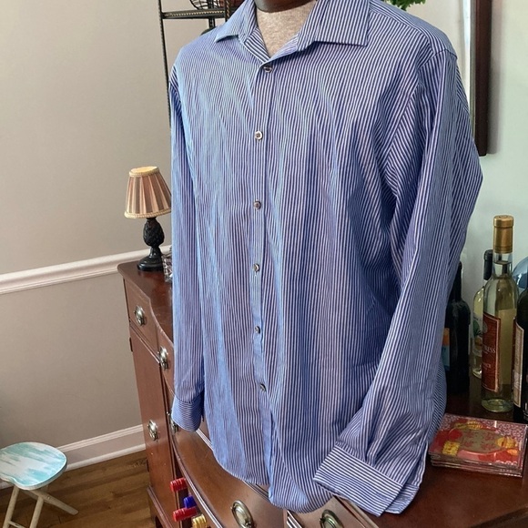 Michael Kors Mens button down pin stripe dress shirt - Picture 1 of 7